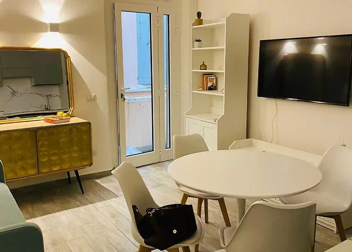 Pekoe Διαμέρισμα Μόντενα